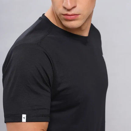 Men’s Solid Slim Fit Crew Neck T-Shirt with Advanced TECHNO COOL+ Fabric