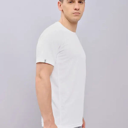 Men’s Solid Slim Fit Crew Neck T-Shirt with Advanced TECHNO COOL+ Fabric